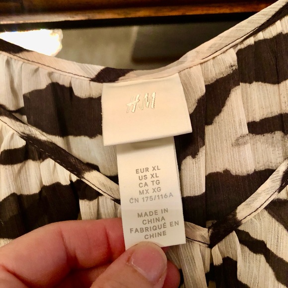 Tiger print maxi dress from H & M - Picture 4 of 8